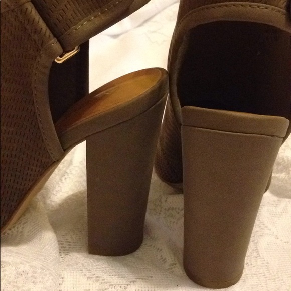 Aldo Brown Shoes  size 6 - Picture 2 of 8